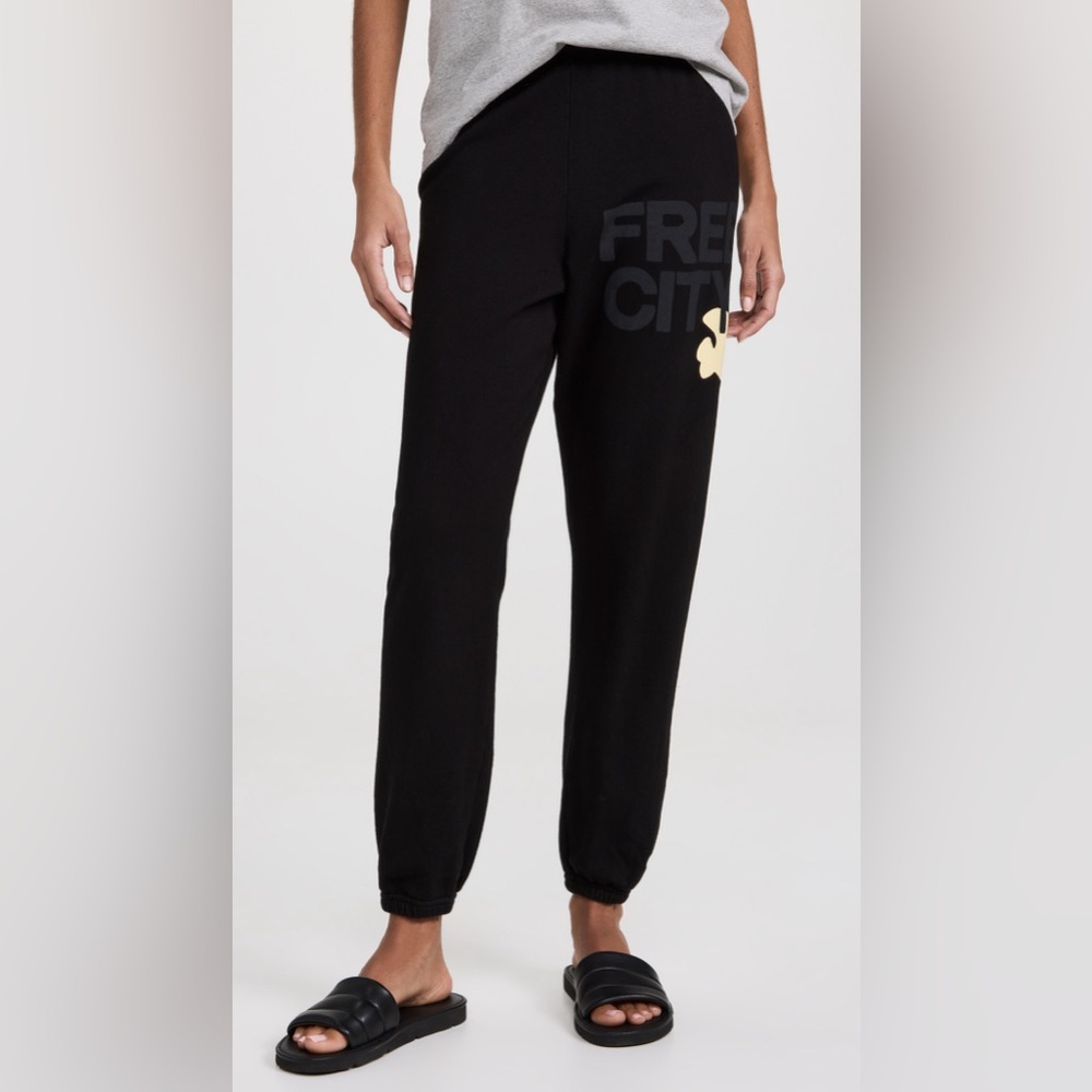 FreeCity Sweatpants